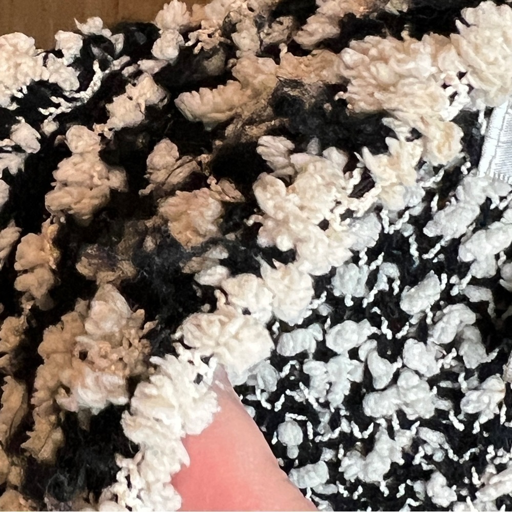 Solitaire Jacket Cape Pancho Ribbed Texture Black and White Front Pockets XL - Picture 6 of 10